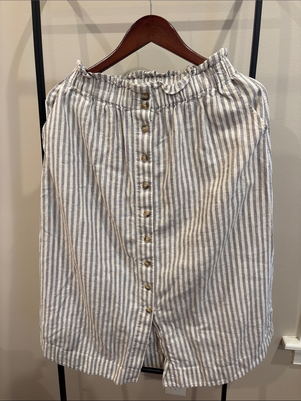 Madewell Gray & White Striped Button-Front Skirt